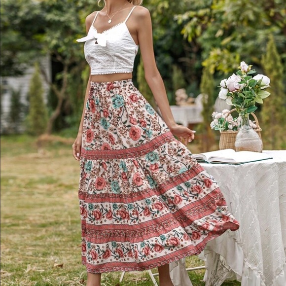 Floral print flared Skirt - Picture 5 of 7